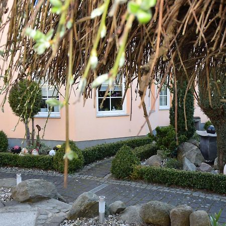 Ferienapartments Urlaub Und Meer Kuhlungsborn Ruang foto
