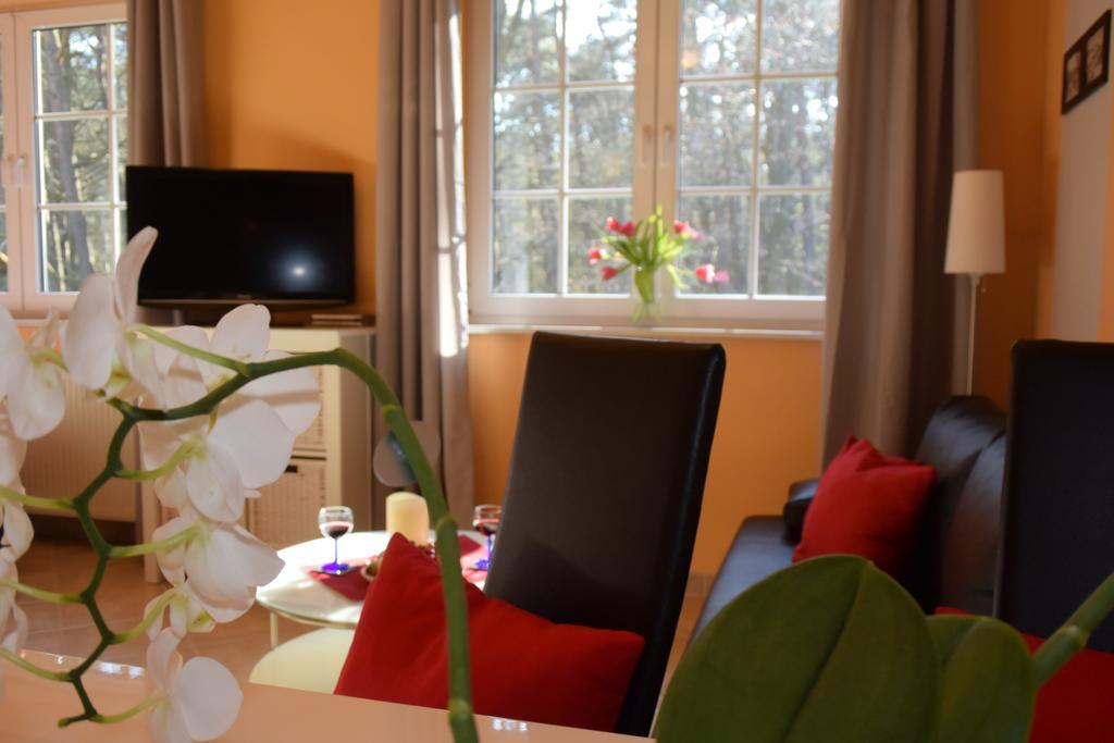 Ferienapartments Urlaub Und Meer Kuhlungsborn Bagian luar foto