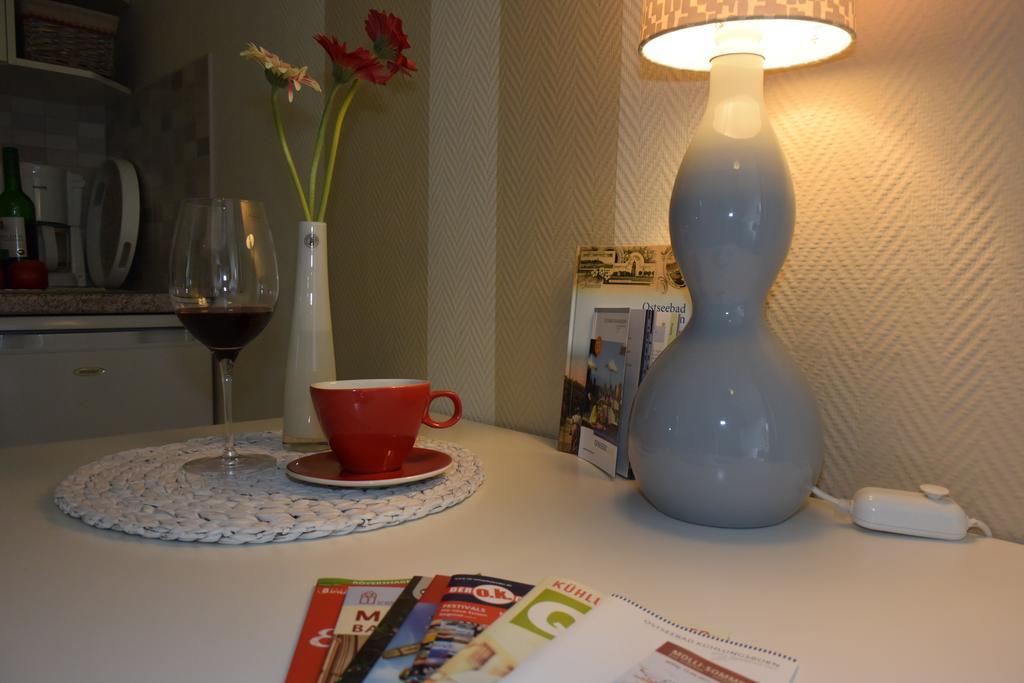 Ferienapartments Urlaub Und Meer Kuhlungsborn Bagian luar foto