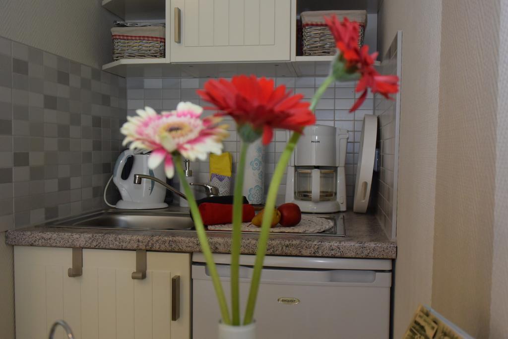 Ferienapartments Urlaub Und Meer Kuhlungsborn Bagian luar foto